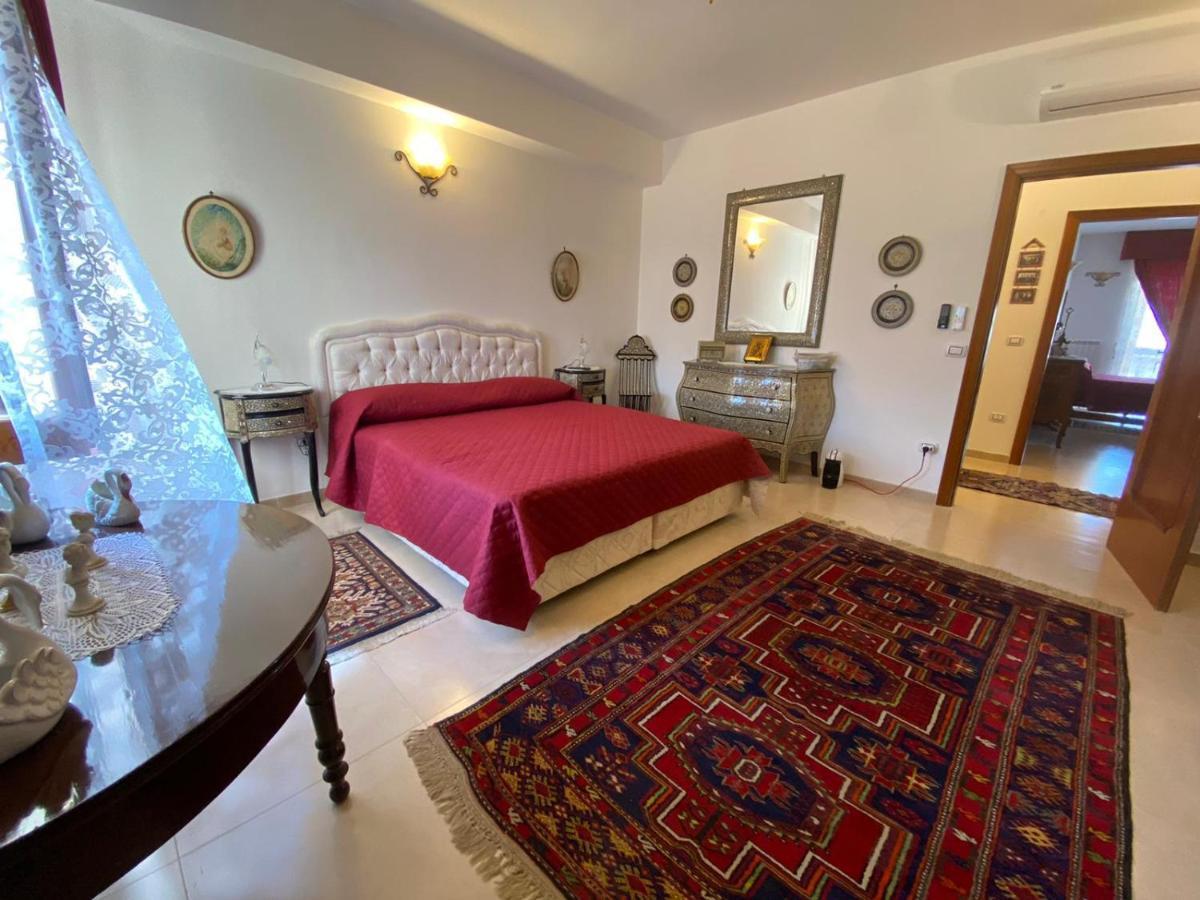 ليتشي B&B Larazzo المظهر الخارجي الصورة